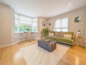 2 Roseland Apartment